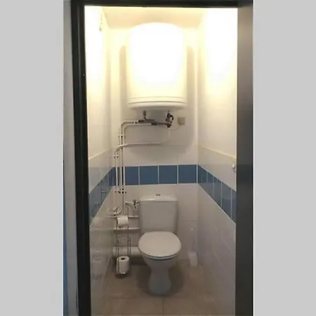 F2 Entier Vue // Balcon + Parking Apartment